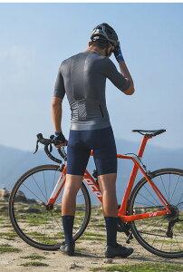 MontonmgnTCNW[Wm]ԗp/YnUrban Traveler Max jpi1_܂ŃNbN|XgOKj񂹕i