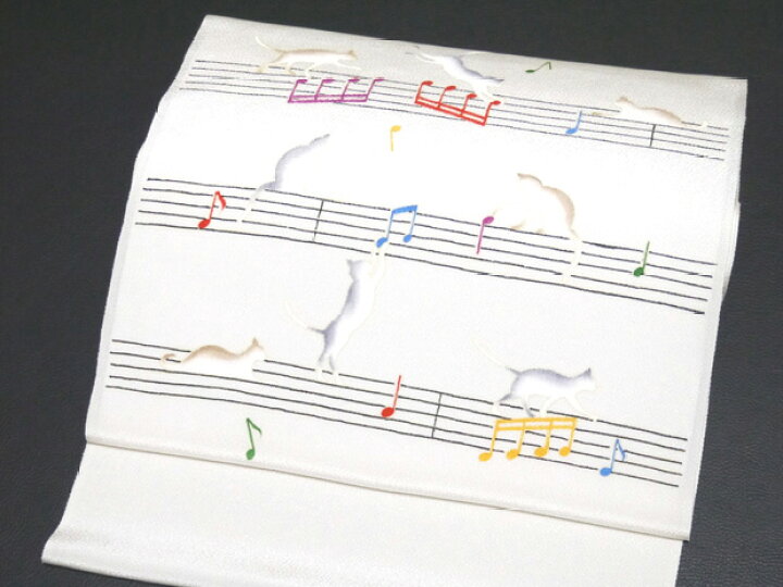 音楽が好きな方にオススメ！)十日町の秀美謹製 染め帯 正絹 九寸名古屋 