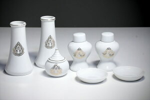 国産 ■ 荒神紋 金文字 中サイズ 神具セット 土器セット 荒神さま専用 高級神具7点セット■ ■ 荒神宮 三宝荒神 神棚 神具 仏具 盆提灯 やまこう 山幸