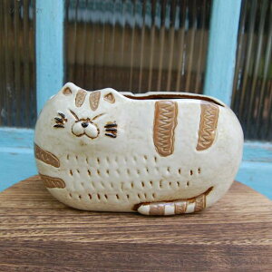 クイスティ 蚊遣り 縦型 トラネコ  丸和貿易 まるわぼうえき かやり 蚊取り線香 虫対策 虫よけ ねこ ネコ 猫