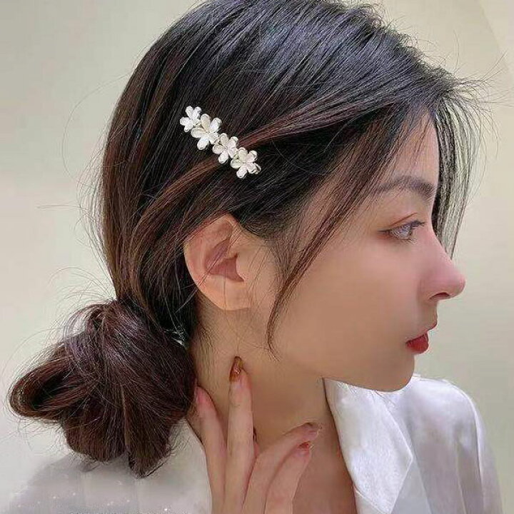 楽天市場 可愛いキャッツアイ フラワー 花 ヘアクリック ヘアアクセサリー ビジュー プレゼント ギフト トレンド 代 30代 40代ヘアピン ピン留め パッチン留め パーティー 前髪留め プレゼント 大きめ デイリー 結婚式 パーティー アレンジ ヘアアレンジ 普段使い 髪