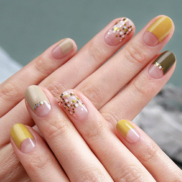 楽天市場 公式 貼るだけ 簡単 ネイルシール スパークリング カーキフレンチ ジェルネイルシール ラメ カーキ マスタード フレンチネイル アースカラー 水玉 ドット ベージュ フルカバー ネイルシート Ka ジニピン Zinipin 韓国コスメ Zinipin Japan 楽天市場店