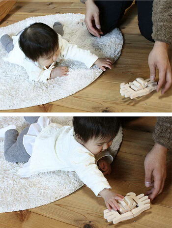 楽天市場 名入れ可 かに 水陸両用 木のおもちゃ お風呂で遊ぼう 6ヶ月 1歳 1歳半 プレゼント ランキング 2歳 3歳 赤ちゃん おもちゃ 床では輪ゴムを2本使うのがおススメ お風呂で遊ぶ時は輪ゴムを1本にしたほうがゆっくり進みます おしゃれ 木のおもちゃ