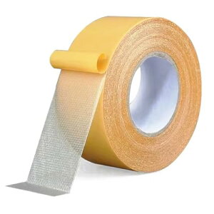 【送料無料】YJRUNFU 両面メッシュファイバーテープ 布用 強力で耐久性のあるメッシュファイバーテープ 丈夫なカーペットテープ 多機能 自由カット 家庭用 工業用 オフィス用 学校用など(30mm