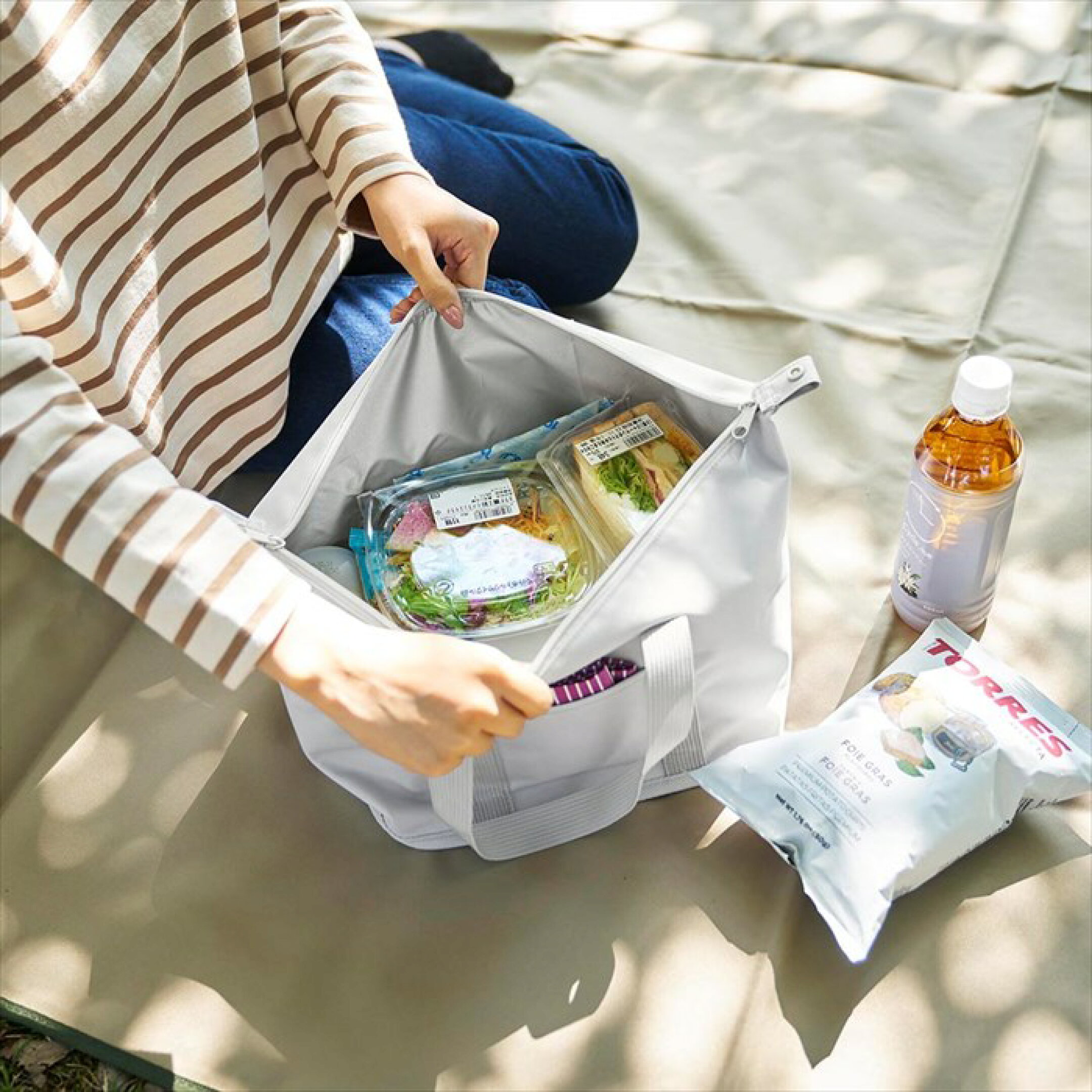 スーパー・コンビニ弁当がそのまま入る洗えるお弁当バッグタワー山崎実業towerライトグレーブラック19391940ランチバッグ弁当袋折り畳めるyamazakiタワーシリーズ