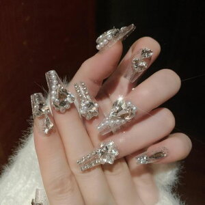 XUZOOlC`bv̕t܂܂킢lCVvԉŌt܃NX^p[ԗ3DlC`bvZߒߎplCV[܃lCc[ʃe[vtc