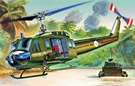 【中古】(未使用品)タミヤ イタレリ 1247 1/72 UH-1D 'SLICK' プラモデル