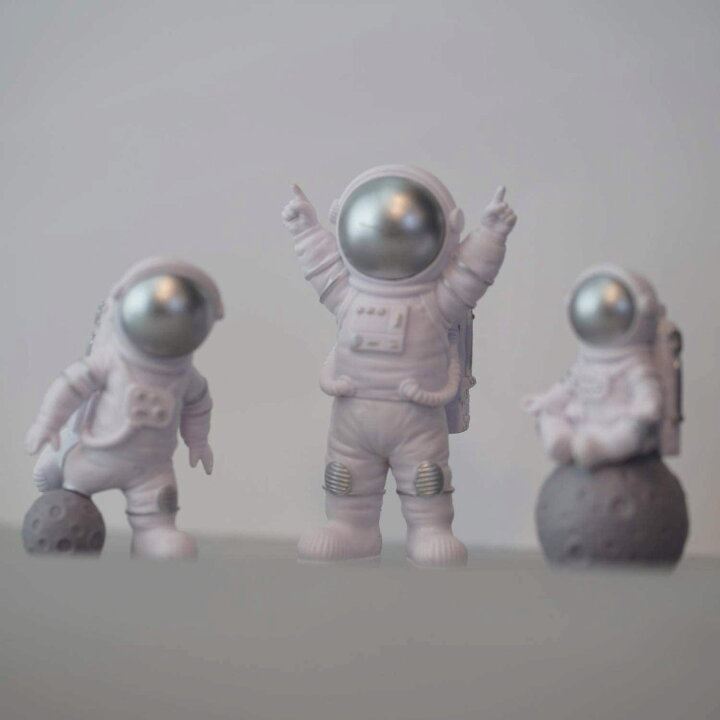 楽天市場 送料無料 置き物 宇宙飛行士 オブジェ 宇宙 フィギュア かわいい おしゃれ マットface 人を喜ばせる ギフト リビング デスク 玄関 寝室 おもしろい 三体セット Demi Lous グッドプロダクツプラザ