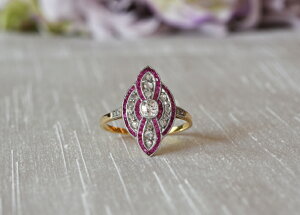 AeB[NWG[18ct pt r[ _Ch O w fB[X