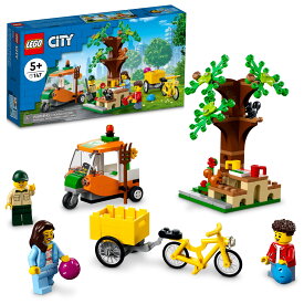 LEGO（レゴ） City Picnic in The Park 60326 組み立てキット 5歳以上の子供向け ミニフィギュア3体とリスフィギュア2体付き（147ピース）