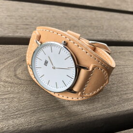 LEVEL7 ホワイト文字盤 イタリアンレザー 生成りのヌメ革 自社工房にて仕立てた日本製 ハンドメイドストラップ メンズウォッチ 腕時計