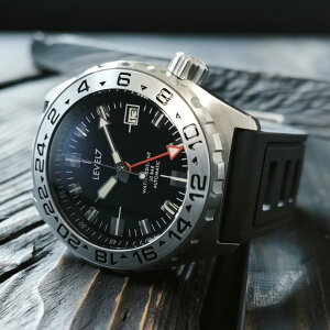 �yLV1-GMT�z�yX1SS�z�y�_�u���h�[��/G002�zGMT�@�\ 24���ԕ\�� �X���[�v�^�A���~���x�[�� 20�C���h�� �@�B��/�������� SEIKO TMI NH34 ���[�u�����g���� ���g���_�C�o�[�Y�X�^�C�� �����Y�E�H�b�` LEVEL