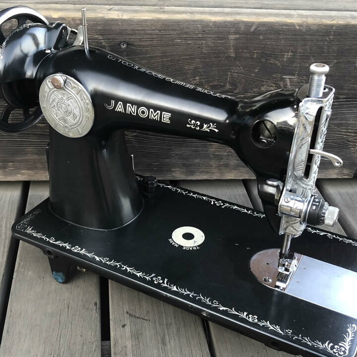 楽天市場】【中古】革から布まで、オールマイティに使えるミシン 家庭 