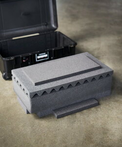 PELICAN Air Case 1535NF�p �|���E���^���������t�H�[���Z�b�g �N�b�V���� �t�H�[�� �P�[�X ���[ �ۊ� �I���W�i�� ���R���� �Z�b�g �ȒP �J�b�g �Ռ� �z�� ���� �H�� �M�d�i