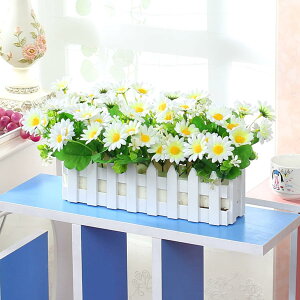 造花 ラベンダー 花柵 長さ:30cm 観葉植物 本物にそっくり ギフト インテリア プレゼント お祝い 結婚式 リビング ベランダ 玄関 庭園 キッチン 喫茶店 置物 枯れない花 太陽の花 鉢花 鉢