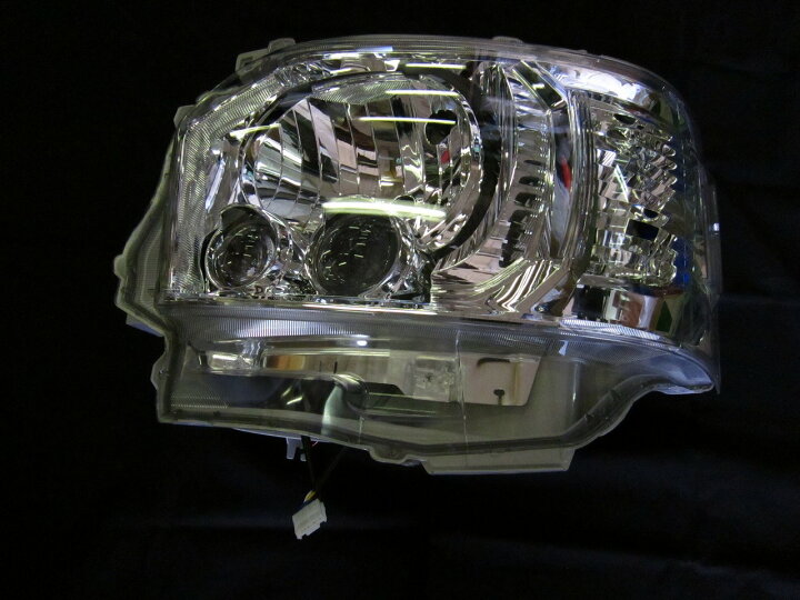 楽天市場】LEDヘッドランプユニットLH 81185-26832 4型ハイエース 