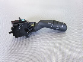 LEDフォグランプ　ターンシグナルスイッチ　84329-K0010　トヨタ純正部品