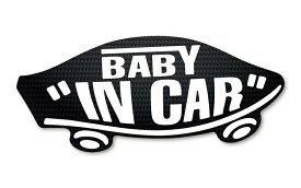BABY IN CAR ステッカー カーボン柄 ×ホワイト艶有り ウエットカーボン調 赤ちゃんが乗ってます ベビーインカー スケボー 車 シール パロディ VANS風 SIZE：w150mm×h65mm