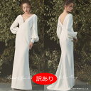 在庫処分【訳あり】ウェディングドレス 長袖 深いVネック 浅いVネック 二次会 白 袖付きのスレンダードレス ロングトレーン Vネック フォト婚 二人婚 ロケーションフォト フォトウェディング ウエディングドレス 花嫁ドレス gcd_8900-out