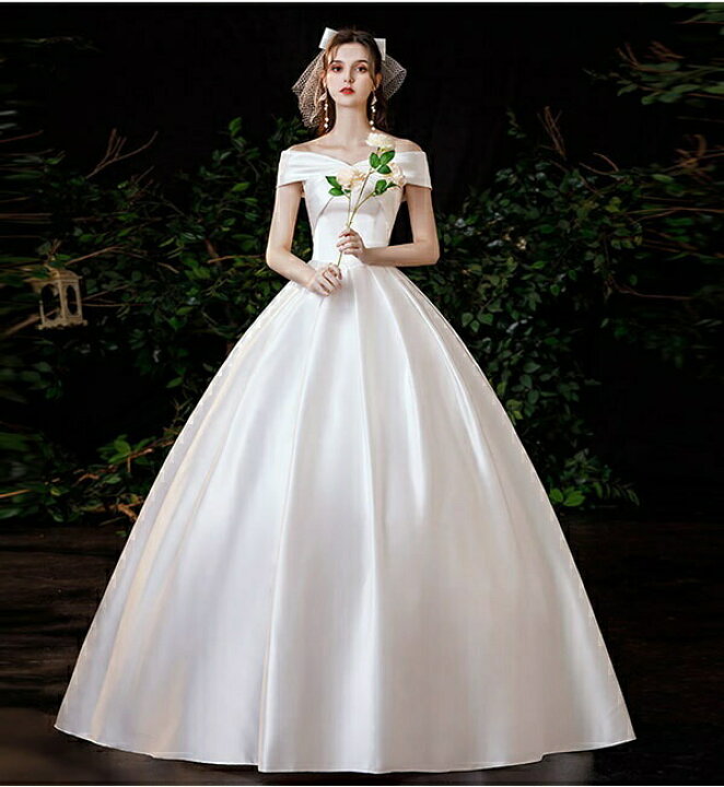 ホワイト サテン Aライン ウェディングドレス 