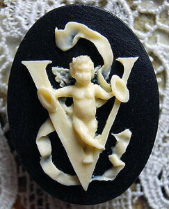 sNbV }Olbg^Cv yVz At@xbg GWF ΂̐jRj[h}C_[@Needle Minder