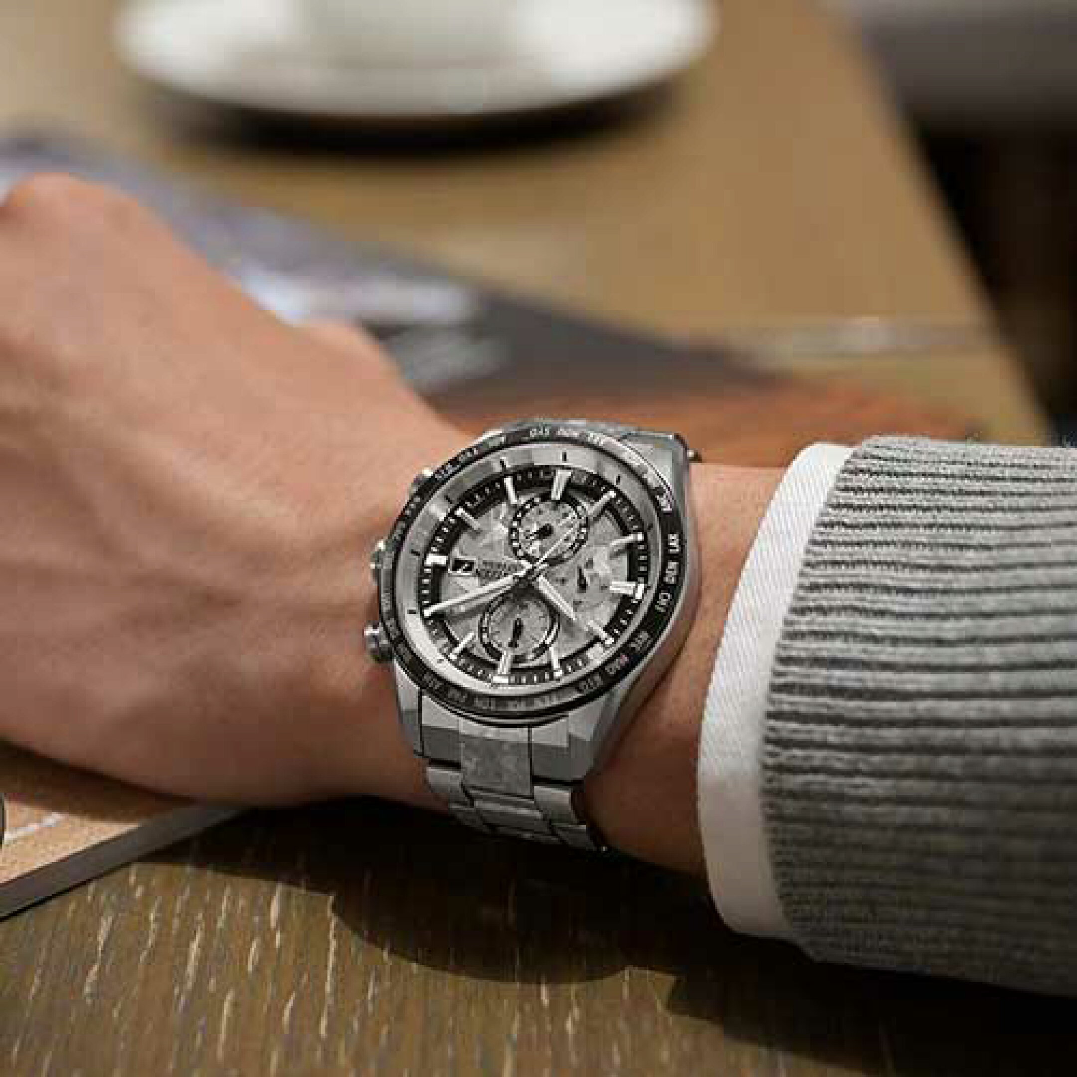 シチズン アテッサ 世界限定2,500本 AT8284-61A チタン CITIZEN ATTESA エコドライブ 電波時計 腕時計 新作 2025 メンズ ダイレクトフライト 限定 ブラック チタン