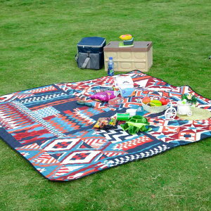 ピクニック マット ブランケット アウトドア ビーチ キャンプ 大判 おしゃれ 春 テント カー ペット 屋外 ポータブル 公園 エスニック レッド
