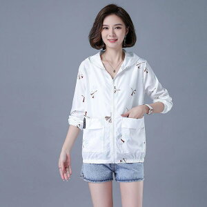 アウター レディース 中高年 UVカット 長袖 薄手 軽量 ジップアップパーカー 春 夏 ポリエステル ゆったりシルエット ホワイト オレンジ ピンク