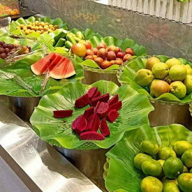 造葉 ハスの葉 バショウの葉 フェイクグリーン プラスチック製 果物屋 シーフードビュッフェ 冷菜 盛り付け 装飾 飾り テーブルマット 滑り止め 敷物 ディスプレイ用