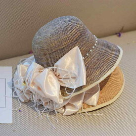 麦わら帽子 レディース ラフィア素材 フレンチシック 高級感 パール調サテン光沢 ギャザー 細編み つば広帽子 ラウンドフォルム 夏 リゾート 旅行 UVカット 日よけ ナチュラルスタイル