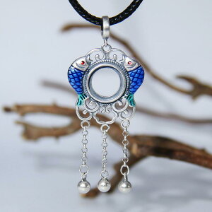 ペンダント スターリングシルバー タッセル付き 七宝焼き レジン加工 レトロ アンティーク 琥珀風 エスニック調 鯉モチーフ 空枠