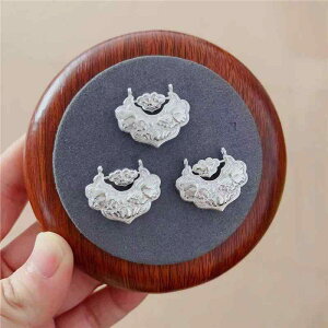 lbNX ␻  ь`[t @ o fUC F ҂ݕR GXjbN g a J^WG[ fC[[X