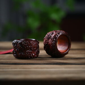 リング メンズ 紫檀木製 サムリング 九龍戯珠 精密彫刻 浮き彫り レトロ クラシック 禅風 和風 親指リング ドラゴン龍デザイン コレクション 装飾品