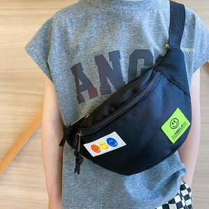ボディバッグ キッズ 男の子 斜めがけバッグ ウエストポーチ お出かけ レジャー アウトドア カジュアル デイリーユース 多機能 防水 オックスフォード生地 スタイリッシュ トラベル ブラッ