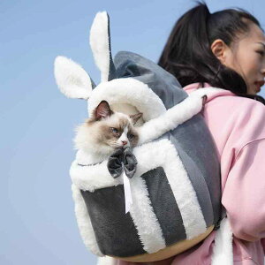 ペットバッグ 猫用 小型犬用 前抱っこ スリング キャリーバッグ 抱っこ紐 お出かけ 散歩 旅行 通院 保温 暖かい ふわふわ モコモコ 飛び出し防止 安全設計 かわいい