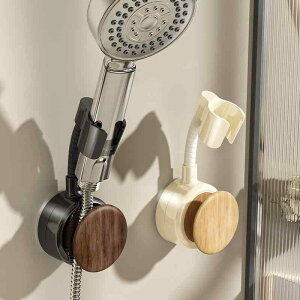 シャワーホルダー 強力吸盤式 浴室用 可動式 穴あけ不要 シャワースタンド 子供用 シャワーフック 高さ調節可能 シャワーヘッド掛け 万能 壁掛け 工具不要 ABS樹脂製 ウッド調 ウォールナッ