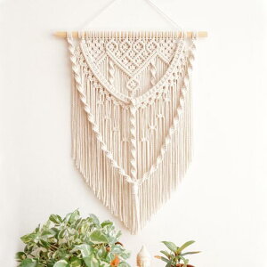 ^yXg[ Ǌ| k {w~A Vv D Rbg Ȑ n AC{[J[ rO Q  q  EH[fR[V  CeA