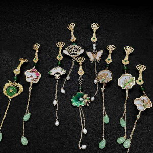 ブローチ レディース 女性用 高級感 上品 エレガント 高見え 花 フラワーモチーフ 蝶 蓮 蘭 梅 菊 竹 鳥モチーフ 襟元 ピンブローチ コサージュ チャイナドレス フォーマル 結婚式 合金 アク