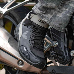 バイクブーツ メンズ 男性用 ライディングシューズ ストリート 街乗り ツーリング レーシング 公道走行 防護 プロテクション 防水 防滑 耐摩耗 耐衝撃 オールシーズン