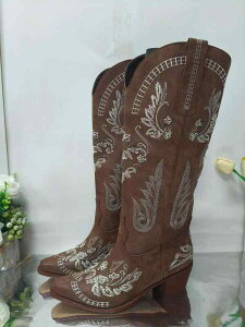 騎士ブーツ レディース 大きいサイズ 刺繍 花柄 レトロ スタッズ チャンキーヒール 太ヒール ポインテッドトゥ ロングブーツ ハイカットブーツ ウエスタンブーツ カウボーイブーツ フェイ