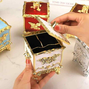 [{bNX [sAfUC  lC Wt d؂t }`P[X ܗk} Ȗ_ σRbg RX  ƒ hbT[ rO