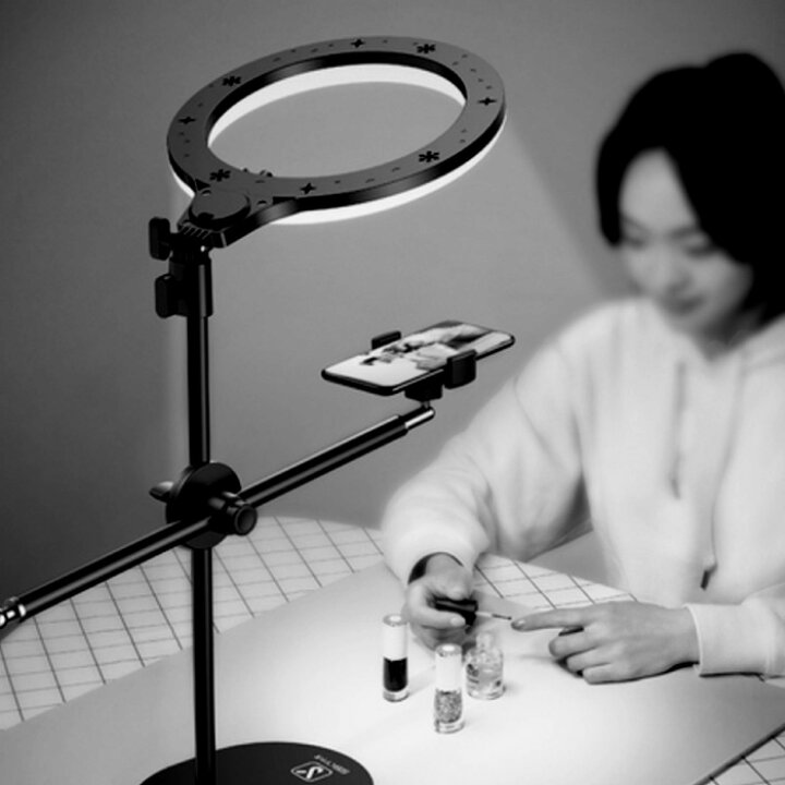 楽天市場 Led 自撮りライト リングライト 俯瞰撮影 真上 自撮り Ledリングライト 撮影用ライト 自撮りスタンド 化粧ライト Youtuber Tiktok 生配信 撮影 照明 インスタ映え セルフィー コンパクト 軽量 角度調整 美顔 生放送 メイク 盛れる おまけ Grand Cinc 楽天市場 Led 自撮りライト リングライト 俯瞰撮影 真上 自撮り Ledリングライト 撮影用ライト 自撮りスタンド 化粧ライト Youtuber Tiktok 生配信 撮影 照明 インスタ映え セルフィー コンパクト 軽量 角度調整 美顔 生放送 メイク 盛れる おまけ Grand Cinc