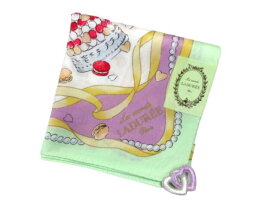スクレ by ラデュレ LADUREE　ハンカチ　大判ハンカチ　マカロン　マカロンケーキ　パール　ハート柄　ダブルハート刺繍　ロゴ入り　綿100％　日本製　ホワイト×ライトグリーン　白×黄緑色