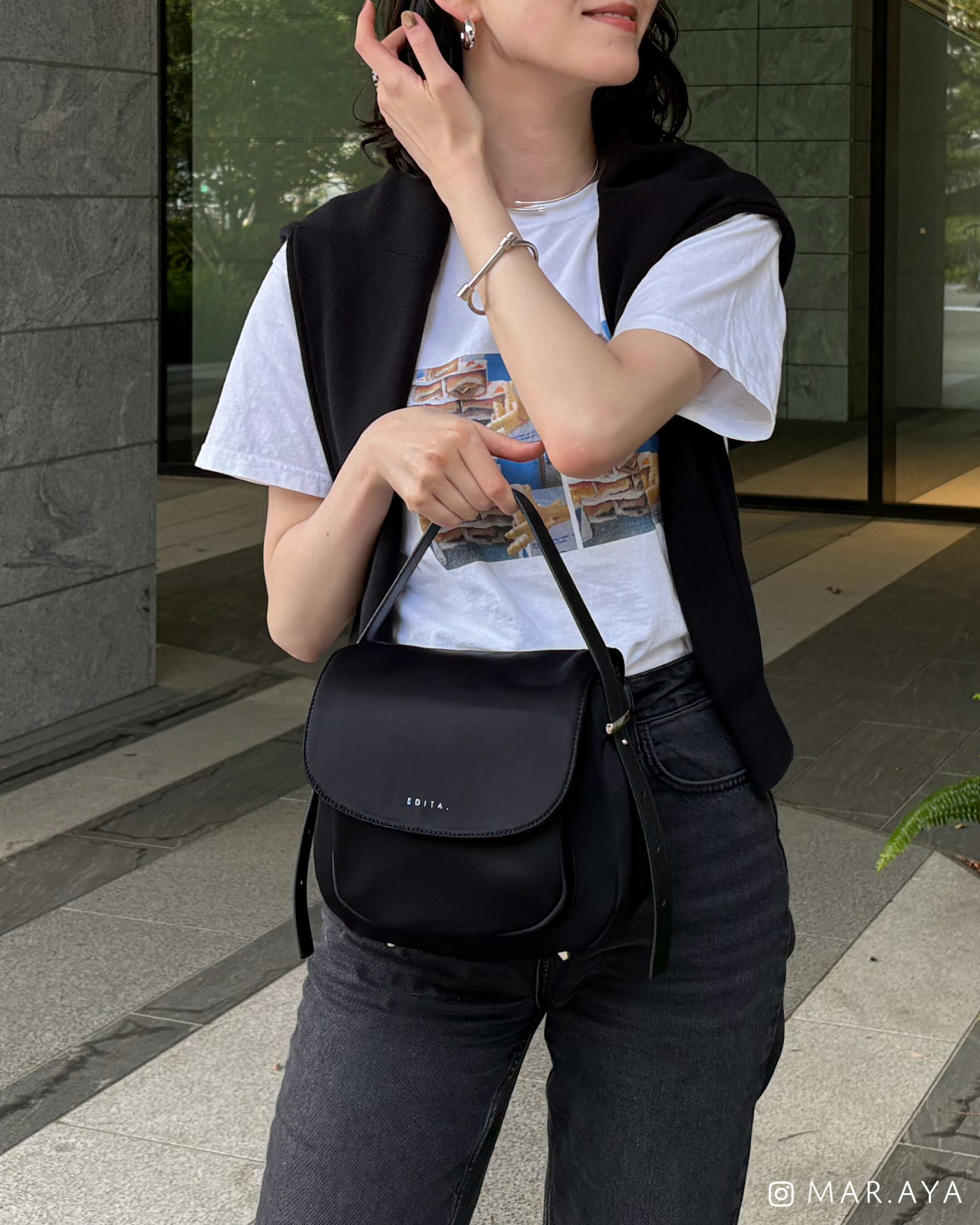 秋服 トレンド ファッション バッグ ハンドバッグ 通勤 コーデ EDITA エディータ インフルエンサー 大人かわいい