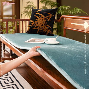 777円OFFクーポン ソファーパッド 無地 シンプル 長座布団 ソファカバー マルチカバー 四季通用 長方形 滑り止め シートクッション 防塵 汚れ防止 ごろ寝マット 折りたたみ チェアパッド 北欧