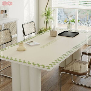 テーブルクロス 長方形 PVC製 北欧 テーブルカバー 撥水加工 防水 防油 耐熱 汚れ防止 手入れ簡単 テーブルマット インテリア おしゃれ デラックス 食卓カバー 家庭用 業務用 長方形 ダイニン