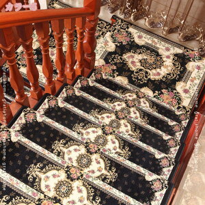 階段マット すべり止め 滑り止め 犬用 階段 滑り止めマット PVC滑り止裏面 適度な厚さ 耐摩耗性 耐久性 軽量 コンパクト 持ち運び 保管 屋内 セラミックタイル 木製の階段 滑り止めマット カ