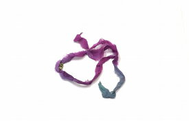 【新品同様】DESENCADENAR（デセンカーディナル）レース リボン ブレスレット Bracelet チョーカー ネックレス NACKLACE purple×BLUE 石つき 　重巻き【中古】アクセサリー シルク