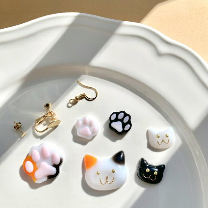 楽天市場 シリコン型 モールド レジン型 粘土 ねこ ネコ 猫 Cat 肉球 手 動物 Animal 手芸 にゃんこセット レジン Uvレジン レジン液 Uv Led カボション パーツ 隠れ工房ｇｒｅｅｎｏｃｅａｎ