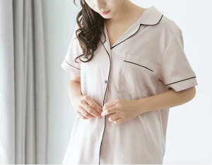 ◆送料無料◆\FLUFFYフルーフィーシルクサテンパジャマルームウェア★上下セット半袖タイプ★/リボン全3色オールシーズン着用可シャツパジャマ♪ネグリジェ下着ワンピースシャツ開襟シャツフリーサイズレディース春夏秋冬BKBK